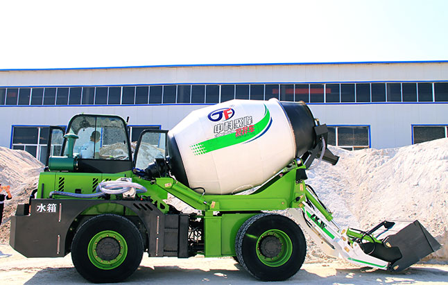 全自動(dòng)攪拌車(chē)廠家的發(fā)動(dòng)機(jī)積碳油泥的原因
